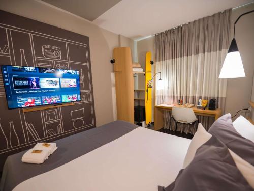 APARTAMENTO SUPERIOR CON ROPA DE CAMA PERSONALIZADA, MINIBAR SURTIDO Y SMART TV del hotel Ibis Ribeirao Preto Shopping