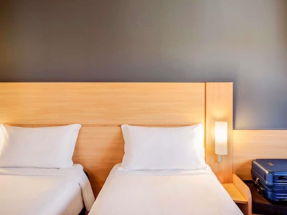 Apartamento Standard - Dos camas individuales del hotel Ibis Paulinia. Foto 5