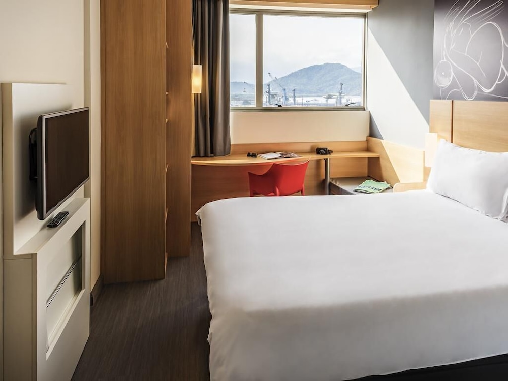 Apartamento Standard con una cama doble del hotel Ibis Santos Valongo. Foto 5