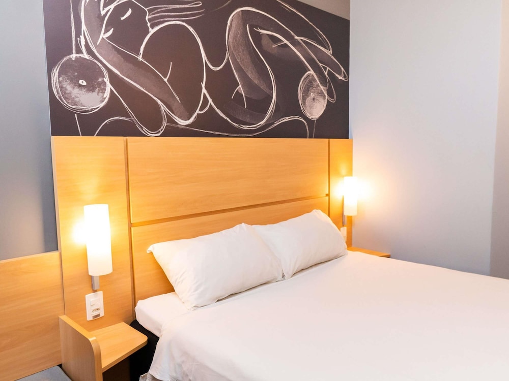 Apartamento Standard con dos camas individuales del hotel Ibis Santos Valongo. Foto 1