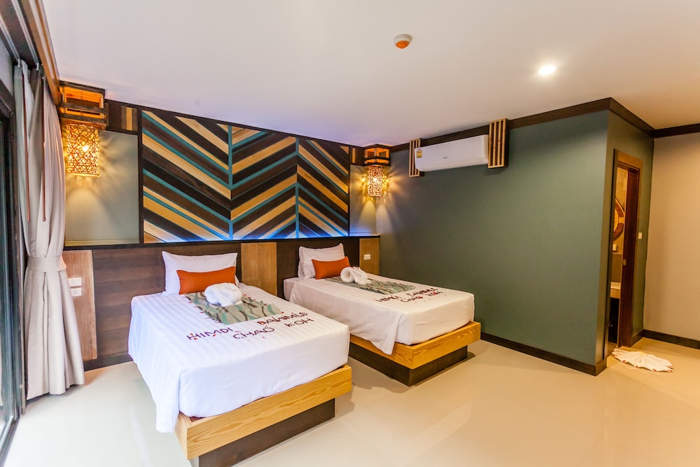 Habitación superior con 2 camas individuales del hotel Chaokoh Phi Phi and Resort. Foto 5