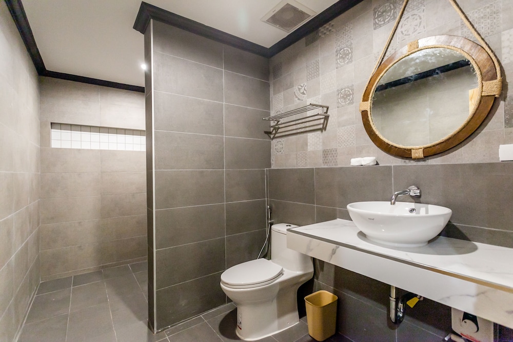 Habitación superior con 2 camas individuales del hotel Chaokoh Phi Phi and Resort. Foto 8