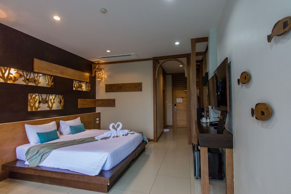 Habitación Deluxe con 1 cama doble o 2 individuales del hotel Chaokoh Phi Phi and Resort. Foto 4
