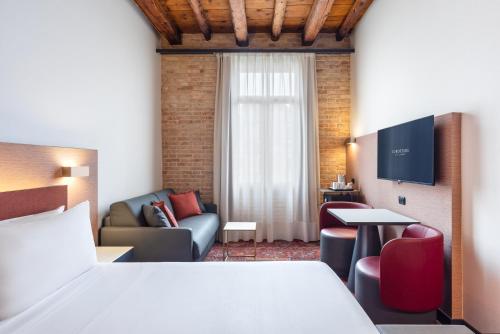 Habitación Doble Deluxe con vistas al canal - 1 o 2 camas del hotel Eurostars Residenza Cannaregio. Foto 7