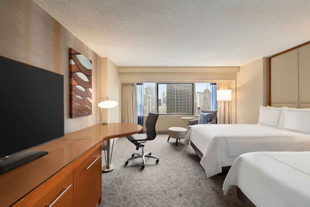Habitación clásica doble, 2 camas dobles, vistas al río del hotel Swissotel - Chicago. Foto 1