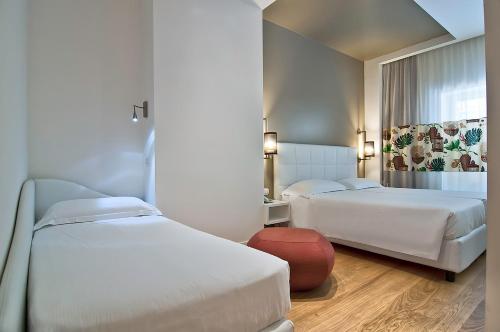 Habitación Triple del hotel Caravel. Foto 3