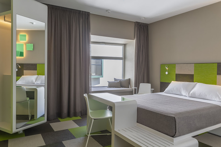 Habitación doble del hotel Macia Sevilla Kubb
