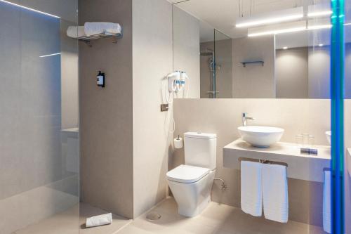 Suite Junior Familiar del hotel Macia Sevilla Kubb. Foto 2