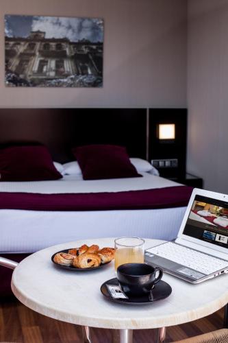 Habitación Doble Superior - 1 o 2 camas del hotel Clement Barajas. Foto 4