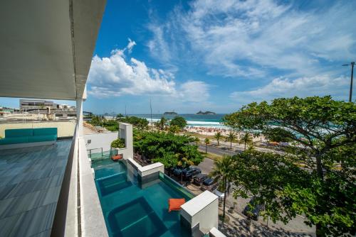 Suite Deluxe con vistas al mar del hotel Lifestyle Laghetto Collection. Foto 2