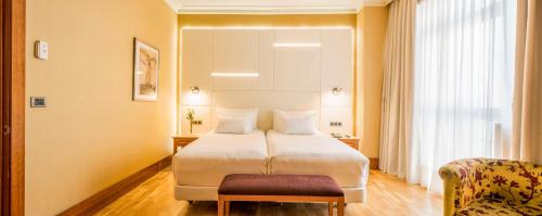 Habitación Doble Premium con vistas del hotel NH Collection Vigo. Foto 1