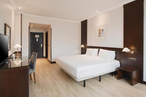 Habitación Doble con aparcamiento - 1 o 2 camas del hotel Exe Oviedo Centro. Foto 4