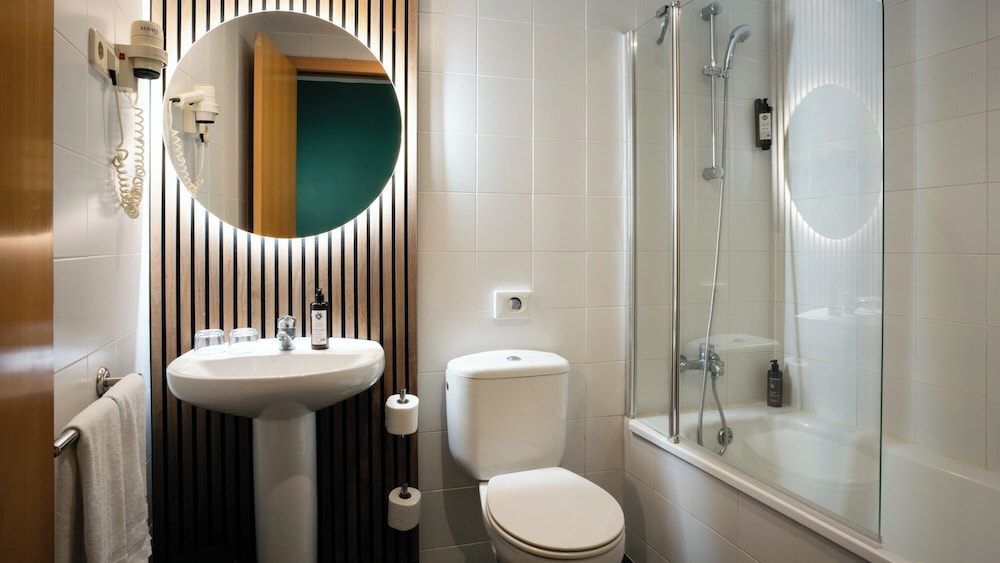 Habitación Estándar Twin del hotel Ramblas Internacional. Foto 3