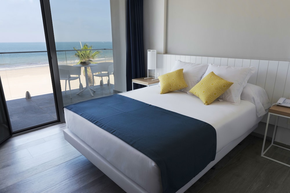 Habitación doble superior, balcón, vistas al mar del hotel Agaró