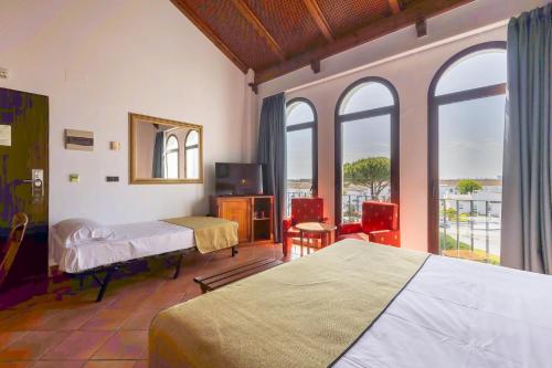 Habitación Familiar del hotel Bluesea El Cortijo. Foto 3