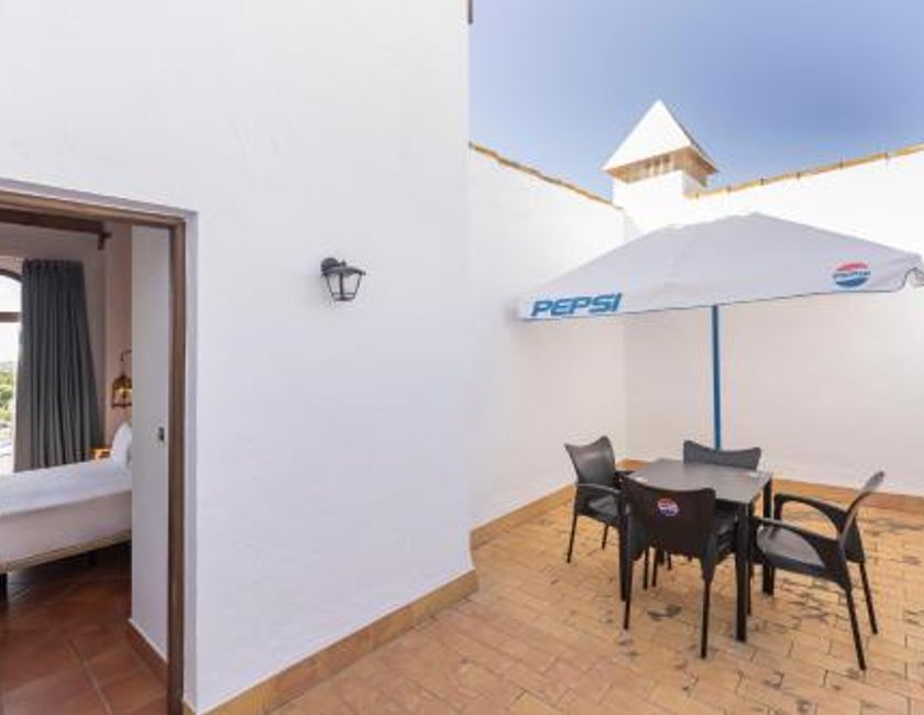Habitación Familiar del hotel Bluesea El Cortijo. Foto 5
