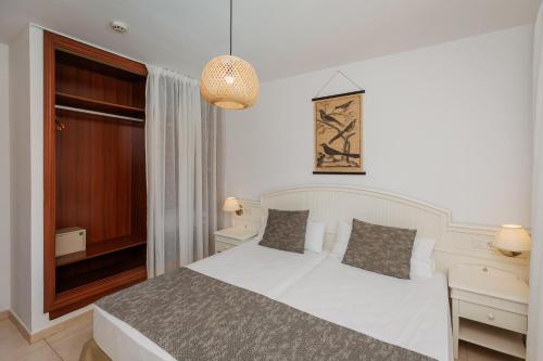 Apartamento con vistas a la piscina del hotel O7 Aloe Corralejo. Foto 3