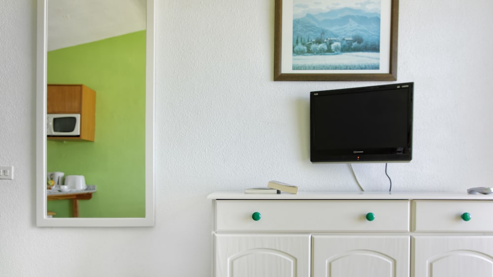 Apartamento, 1 habitación, balcón, vistas parciales al mar del hotel Monteparaiso. Foto 7