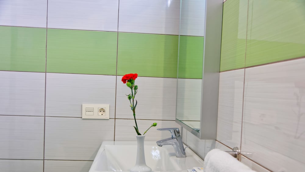 Apartamento, 1 habitación, balcón, vistas parciales al mar del hotel Monteparaiso. Foto 17