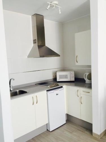 Apartamento de 1 dormitorio con vistas al mar del hotel Neptuno Suites. Foto 5