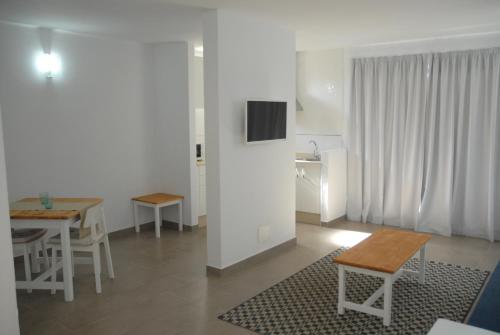 Apartamento de 1 dormitorio con vistas al mar del hotel Neptuno Suites. Foto 11