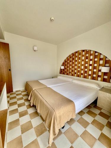 Habitación Doble Superior - 1 o 2 camas del hotel Neptuno Suites. Foto 2