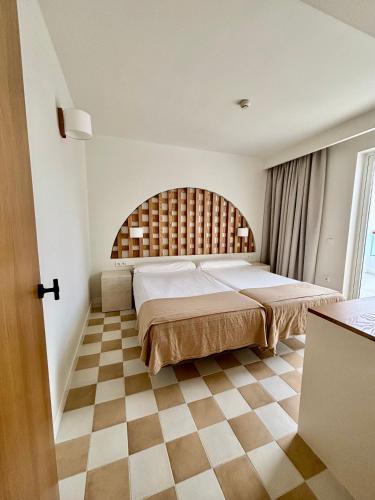 Habitación Doble Superior - 1 o 2 camas del hotel Neptuno Suites. Foto 4