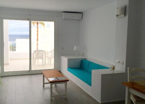 Apartamento de 1 dormitorio con vistas al mar del hotel Neptuno Suites. Foto 9