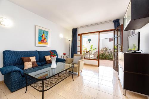 Apartamento de 1 dormitorio con vistas a la piscina del hotel Las Lilas. Foto 16