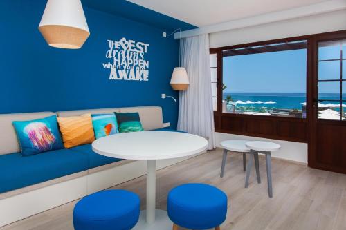 Apartamento de 1 dormitorio con vistas al mar del hotel R2 Bahía Kontiki Beach Apartments. Foto 7