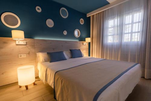 Apartamento de 2 dormitorios del hotel R2 Bahía Kontiki Beach Apartments. Foto 4
