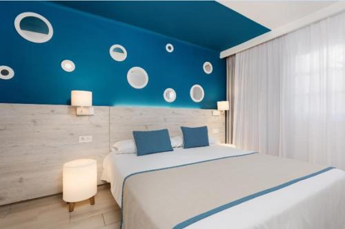 Apartamento de 1 dormitorio con vistas al mar del hotel R2 Bahía Kontiki Beach Apartments. Foto 15
