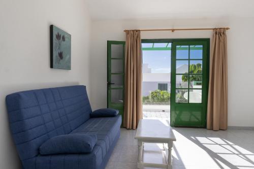 Apartamento Balcón o Terraza 1 habitación Sofá Cama incluido 2 Camas individuales kitchenette Normal del hotel Aloe. Foto 14