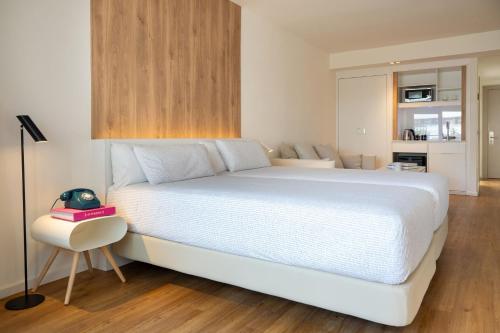 Habitación INNSIDE del hotel INNSiDE by Meliá Wave Calviá
