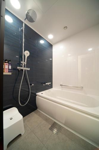 Habitación Triple del hotel Vischio Osaka. Foto 2