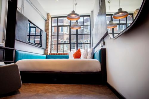 Habitación Superior con cama extragrande del hotel New Road. Foto 6