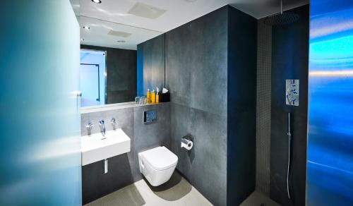 Habitación Doble con bañera de hidromasaje del hotel New Road. Foto 4