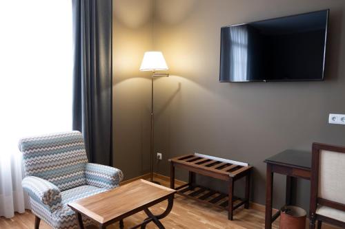 Habitación Doble con acceso al spa del hotel Balneario De Mondariz. Foto 3