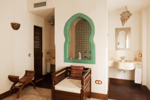 Habitación Romántica del hotel Alcoba Del Rey De Sevilla Boutique. Foto 9