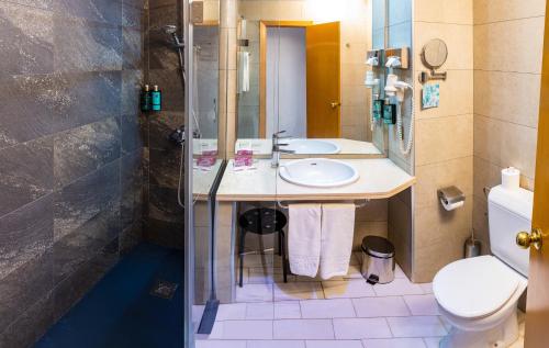 Habitación Estándar - 1 cama grande del hotel Bellavista Sevilla. Foto 4