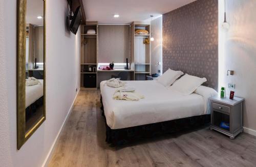 Oferta romántica - Habitación Deluxe con cama extragrande del hotel Bellavista Sevilla