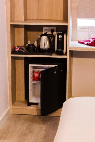 Oferta romántica - Habitación Deluxe con cama extragrande del hotel Bellavista Sevilla. Foto 11
