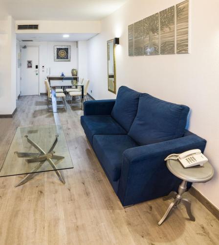 Suite Junior de 1 dormitorio del hotel Bellavista Sevilla. Foto 9