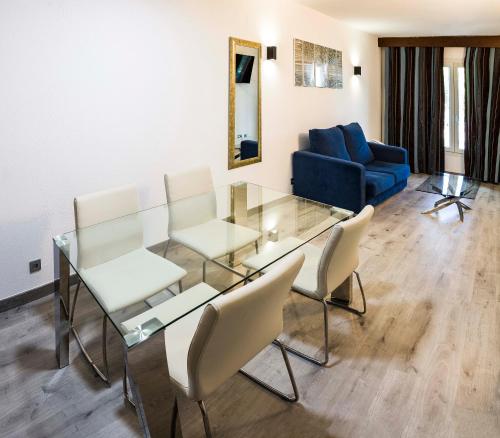 Suite Junior de 1 dormitorio del hotel Bellavista Sevilla. Foto 10