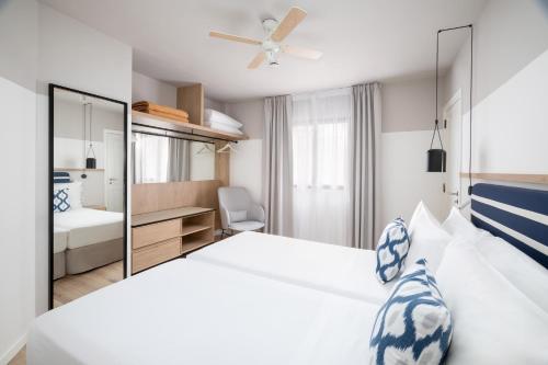 Suite Sol de 1 dormitorio del hotel Sol Sun Beach