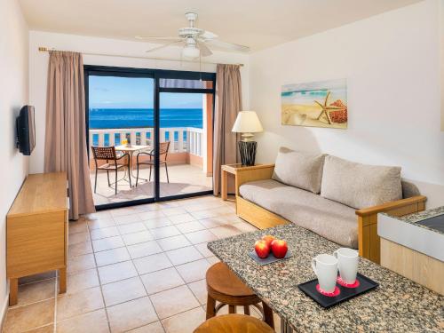 Habitación Xtra con vistas al mar del hotel Sol Sun Beach. Foto 12