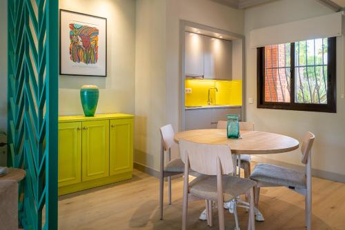 Apartamento Superior con terraza del hotel Villa Mandi Golf Resort. Foto 7