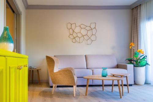 Suite del hotel Villa Mandi Golf Resort. Foto 11