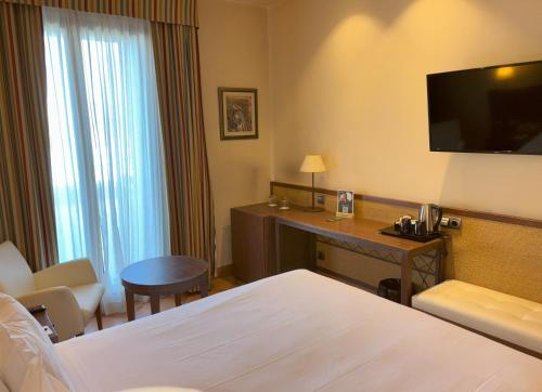Habitación Doble del hotel Sercotel Toledo Renacimiento. Foto 1
