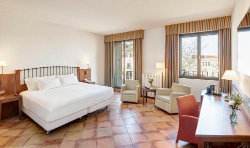 Habitación Doble Superior del hotel Sercotel Toledo Renacimiento. Foto 2